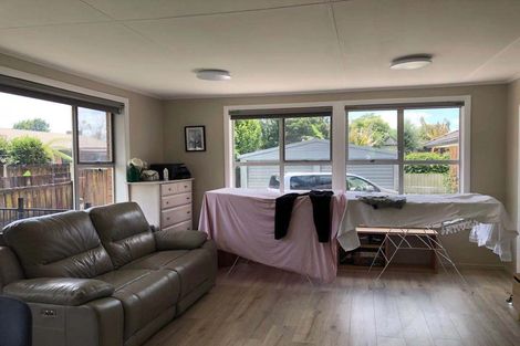 Photo of property in 4 Pickering Crescent, Chedworth, Hamilton, 3210