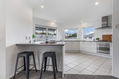 Photo of property in 36 Kahurangi Heights, Aotea, Porirua, 5024