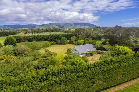 Photo of property in 70 Otaki Gorge Road, Hautere, Otaki, 5582