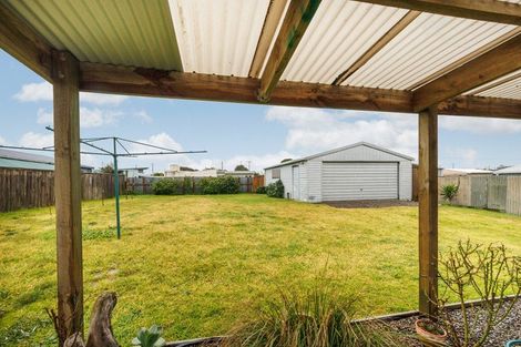 Photo of property in 20 Barling Street, Himatangi Beach, Foxton, 4891