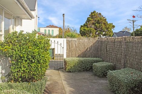 Photo of property in 2/104 Office Road, Merivale, Christchurch, 8014