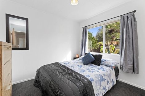 Photo of property in 2/85 Harmel Road, Glendene, Auckland, 0602