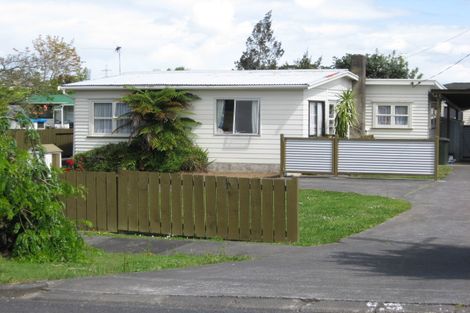 Photo of property in 14a Cross Street, Papakura, 2110