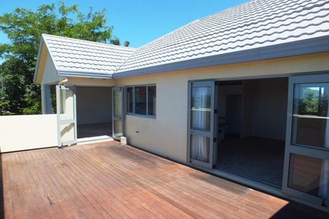 Photo of property in 2 Gulf Harbour Drive, Gulf Harbour, Whangaparaoa, 0930