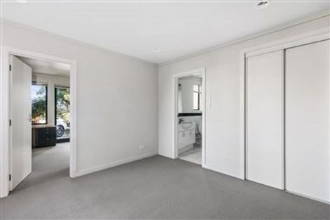 Photo of property in 16 Mayall Avenue, Beach Haven, Auckland, 0626