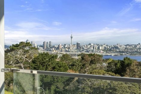 Photo of property in 3/4 Huka Road, Birkenhead, Auckland, 0626