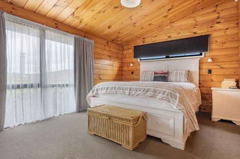 Photo of property in 9 Leeton Drive, Waipukurau, 4200