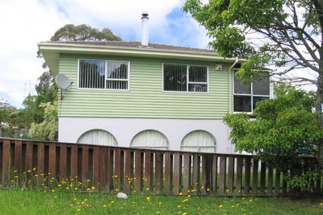 Photo of property in 4 Seakens Way, Glen Eden, Auckland, 0602