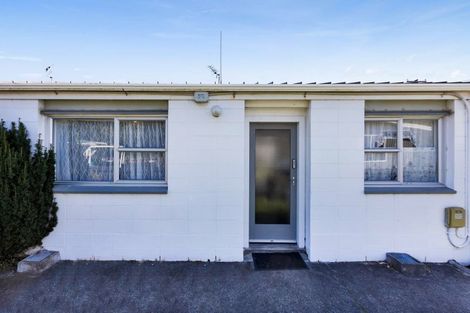 Photo of property in 2/20 Darnell Street, Fitzroy, New Plymouth, 4312