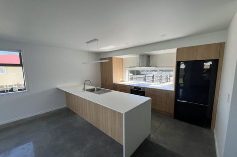 Photo of property in 1 Wheeler Place, Upper Vogeltown, New Plymouth, 4310