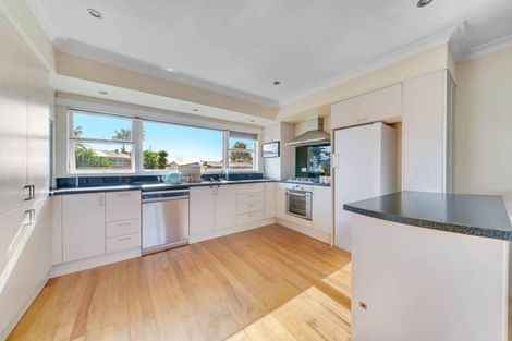 Photo of property in 30 Ingram Street, Papakura, 2110