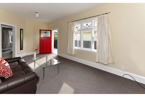 Photo of property in 16 Dover Street, St Albans, Christchurch, 8014