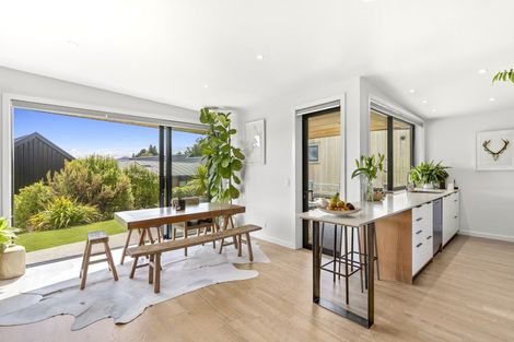 Photo of property in 26 Stackbrae Avenue, Wanaka, 9305