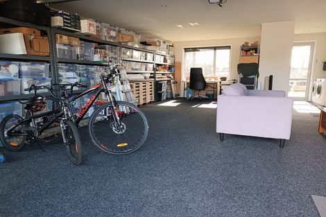 Photo of property in 3a Pipitea Place, Whalers Gate, New Plymouth, 4310