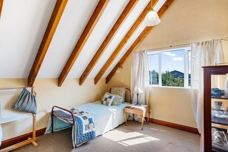 Photo of property in 27 Hikanui Drive, Havelock North, 4130