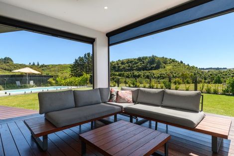 Photo of property in 95 Awataha Crescent, Pyes Pa, Tauranga, 3110