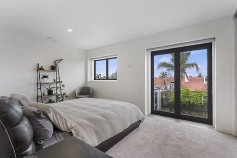 Photo of property in 1312 Papamoa Beach Road, Papamoa Beach, Papamoa, 3118