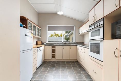 Photo of property in 123b Colombo Road, Waiuku, 2123