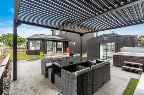 Photo of property in 100b Kiwi Road, Whangamata, 3620