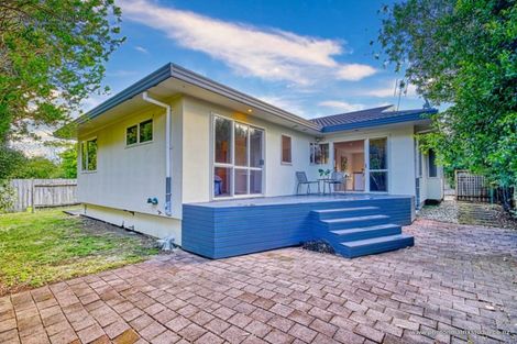 Photo of property in 13a Flanshaw Road, Te Atatu South, Auckland, 0610