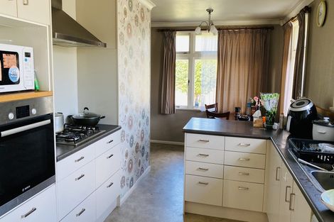 Photo of property in 5 Pitama Road, Awapuni, Palmerston North, 4412