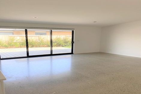 Photo of property in 79 Puhirake Crescent, Pyes Pa, Tauranga, 3112