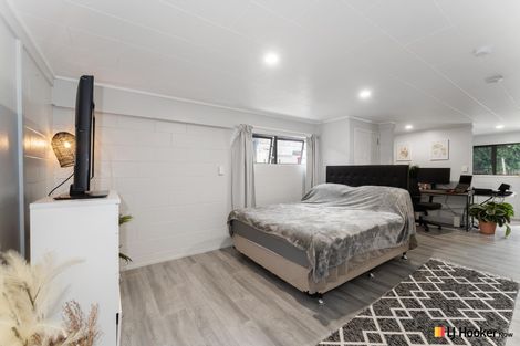 Photo of property in 52 Lawrence Crescent, Hillpark, Auckland, 2102