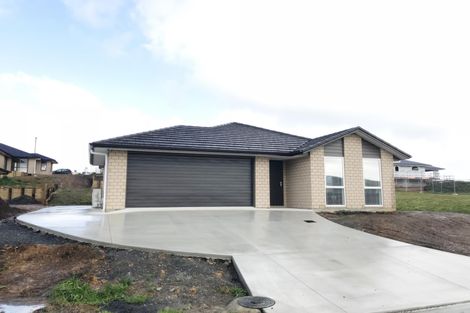 Photo of property in 8 Gibboney Place, Pokeno, 2402