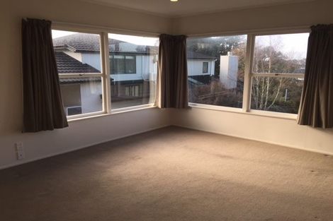 Photo of property in 2/58 Arran Road, Browns Bay, Auckland, 0630