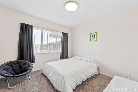 Photo of property in 3/197 Royal Road, Massey, Auckland, 0614