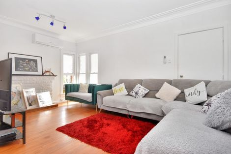 Photo of property in 4039 Great North Road, Glen Eden, Auckland, 0602