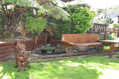 Photo of property in 11 Ashmore Avenue, Cobden, Greymouth, 7802