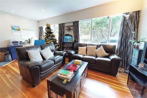 Photo of property in 17a Caesars Place, Churton Park, Wellington, 6037