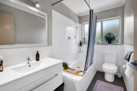 Photo of property in 90 Mangati Road, Bell Block, New Plymouth, 4312