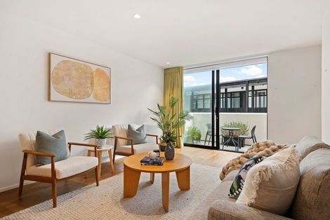Photo of property in 25 Erica Pabst Way, Island Bay, Wellington, 6023