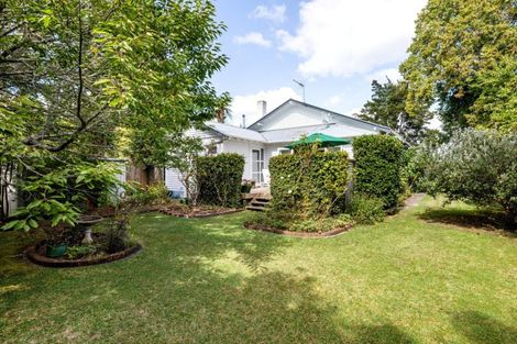 Photo of property in 16 Union Street, Claudelands, Hamilton, 3214