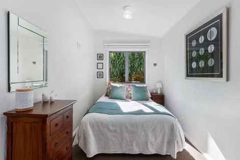 Photo of property in 154 Motuhara Road, Plimmerton, Porirua, 5026