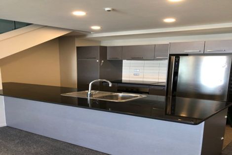 Photo of property in Shoal Haven Apartments, 112a/130 Anzac Street, Takapuna, Auckland, 0622