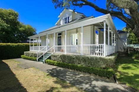 Photo of property in 1 Mozeley Avenue, Devonport, Auckland, 0624