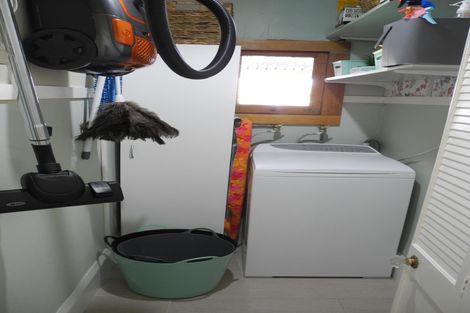 Photo of property in 3 Harris Street, Waimate, 7924