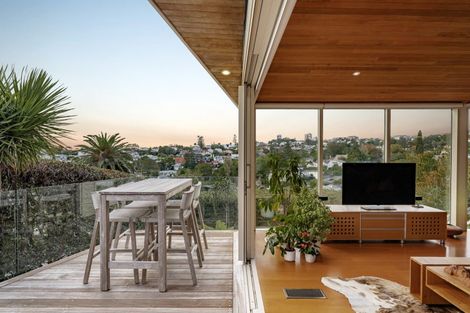 Photo of property in 35 Bell Road, Remuera, Auckland, 1050