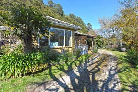 Photo of property in 710 Main Road North, Te Marua, Upper Hutt, 5018