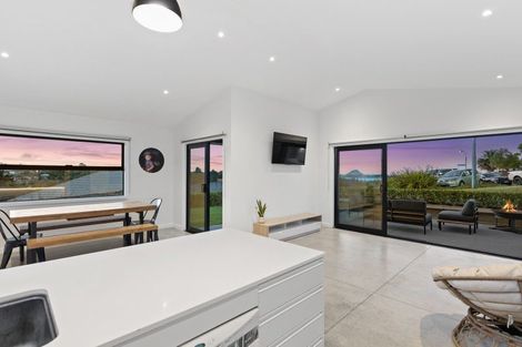 Photo of property in 27 Greenvale Place, Welcome Bay, Tauranga, 3112