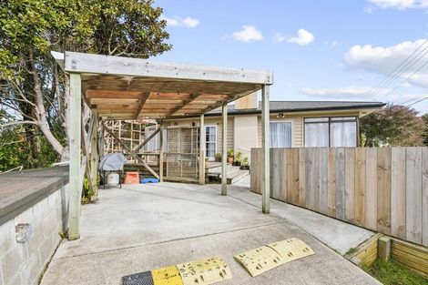 Photo of property in 16 Eatwell Avenue, Paraparaumu Beach, Paraparaumu, 5032