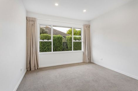 Photo of property in 6 Manor Place, Bryndwr, Christchurch, 8053