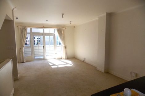 Photo of property in 66 Pipitea Street, Thorndon, Wellington, 6011