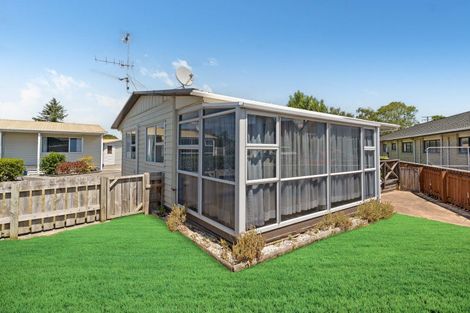 Photo of property in 1 Wakelin Street, Carterton, 5713