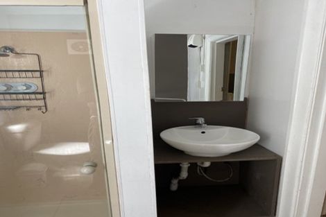 Photo of property in 92 Queen Street, North Dunedin, Dunedin, 9016