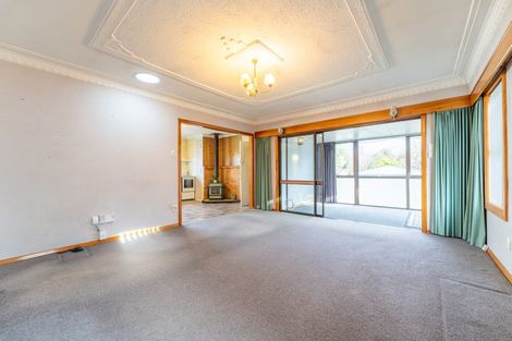 Photo of property in 10 Avenue Road, West End, Timaru, 7910