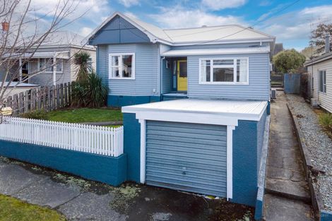 Photo of property in 23 Roslyn Terrace, West End, Timaru, 7910